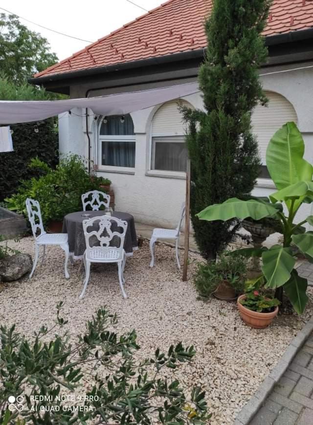 Lavendel Apartman Harkány Екстериор снимка